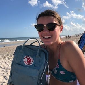 Meet your Posher, Siena